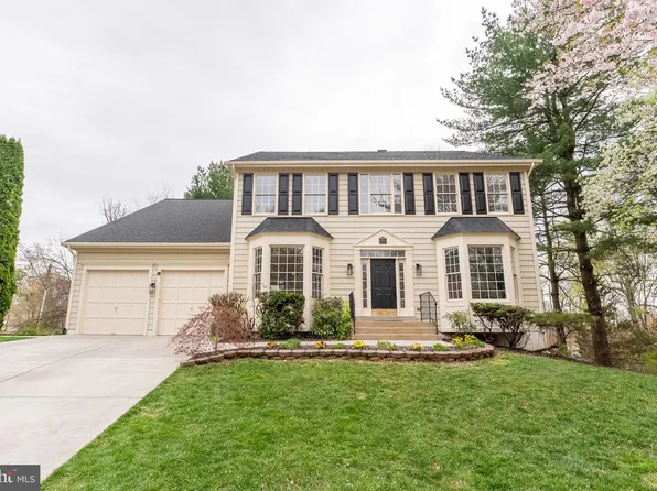 9005 Advantage Ct, Burke, VA 22015