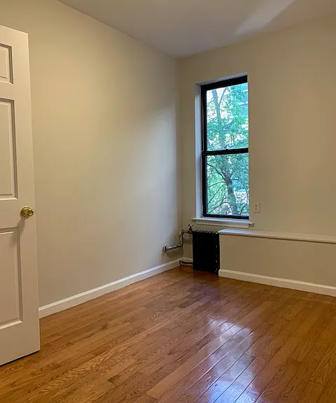 183 Thompson St #C7 — Photo 3