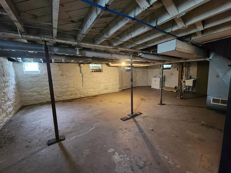 234 Fairgreen Ave — Photo 6