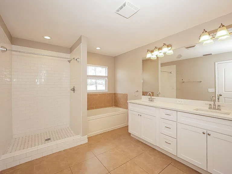 11711 Tempest Harbor Loop — Photo 13