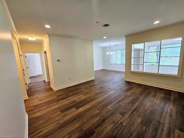 3104 Bermuda Vlg, Bermuda Run, NC 27006