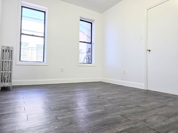 5th image of 1502 W 6th St APT D1