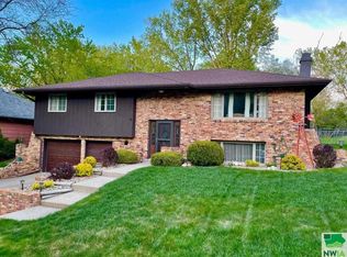 3308 Pawnee Pl, Sioux City, IA 51104