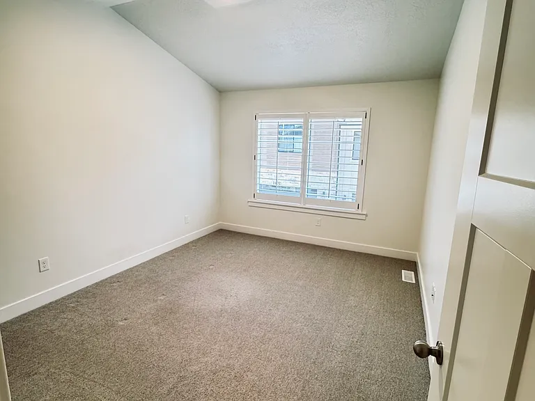 1402 E Chateau Ridge Way — Photo 16