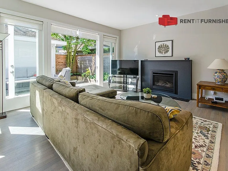 2964 Point Grey Rd — Photo 9