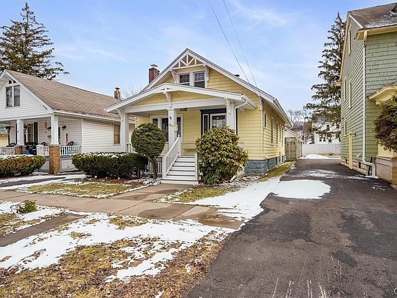4th image of 1803 Baker Ave