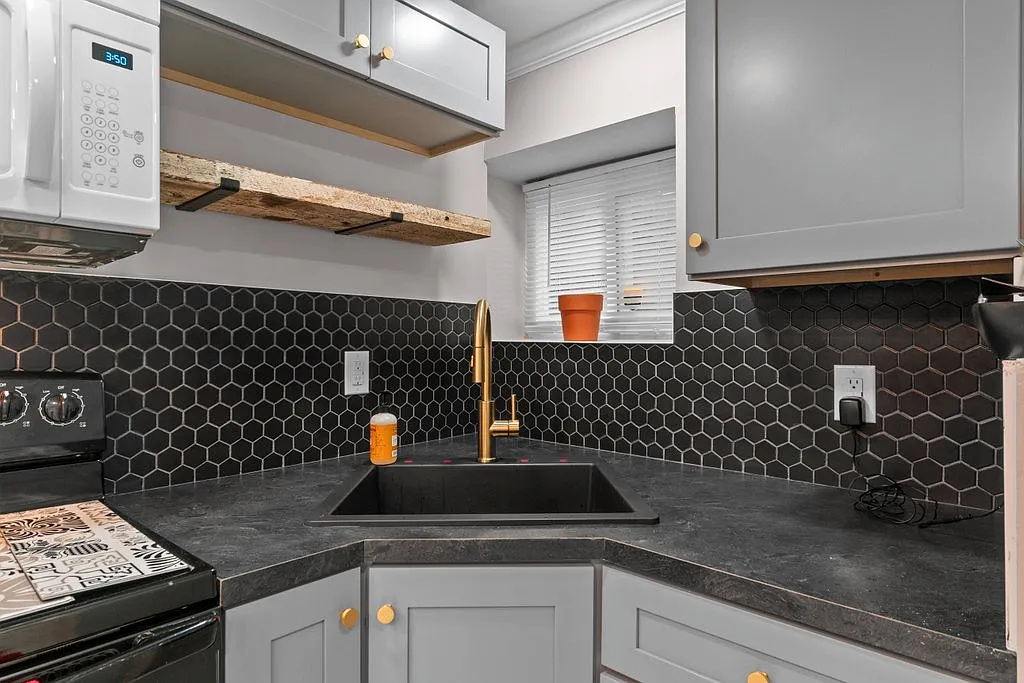 1 bed, 550 sqft, $1,199 — Photo 2