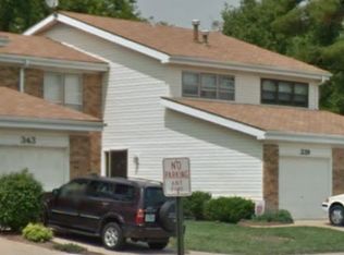 339 Quail Village Ct, Ballwin, MO 63021