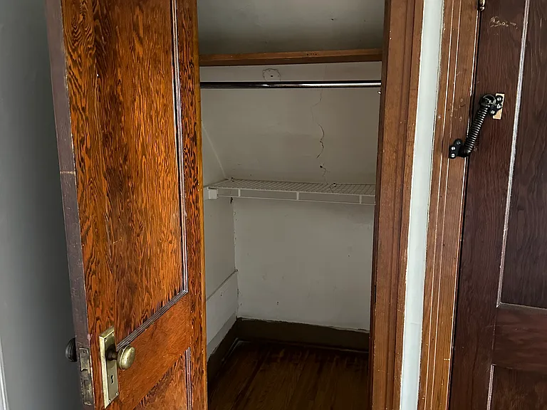 750 Elmwood Ave #3 — Photo 8