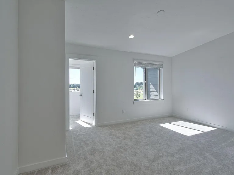 5617 SE Logan Ln — Photo 25