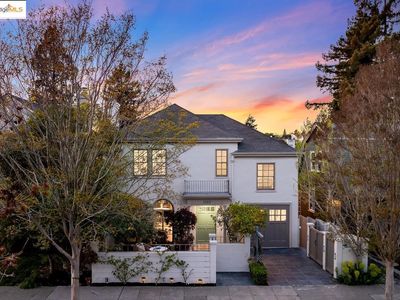 1260 Holman Rd, Oakland, CA, 94610