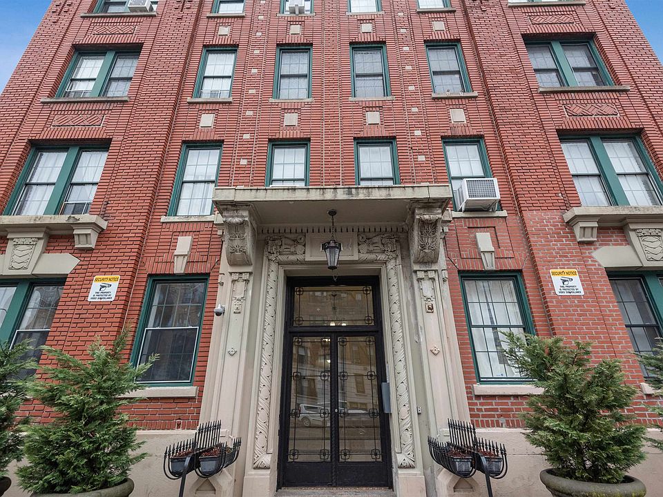 1st image of 2677 Kennedy Blvd APT 3