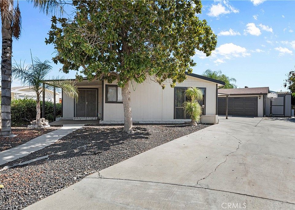1st image of 43353 Hillson Cir