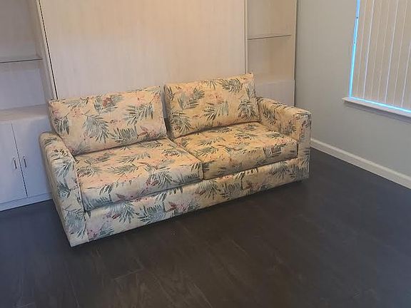 3rd image of 208 Tennessee Ave #208