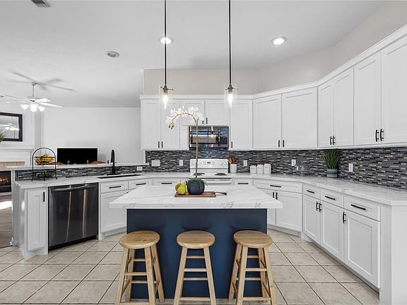 5th image of 3012 Meadow Bay Drive