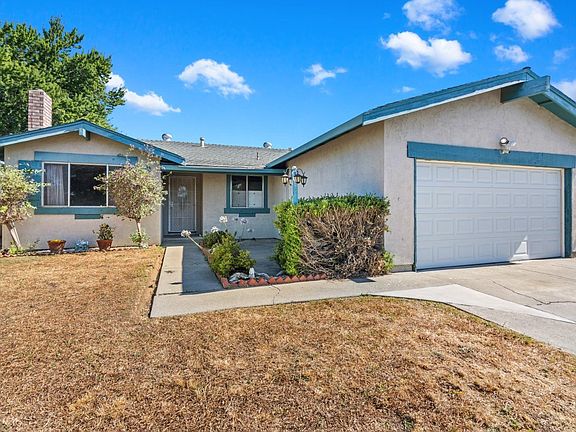 2nd image of 416 Gadwall Drive