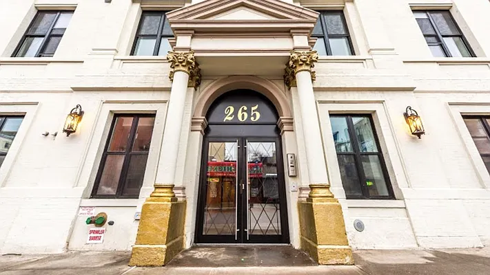 Rented by Nooklyn NYC LLC | media 66