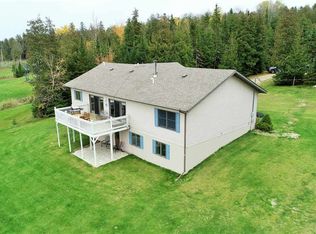 15502 16th Rd, Garden, MI 49835