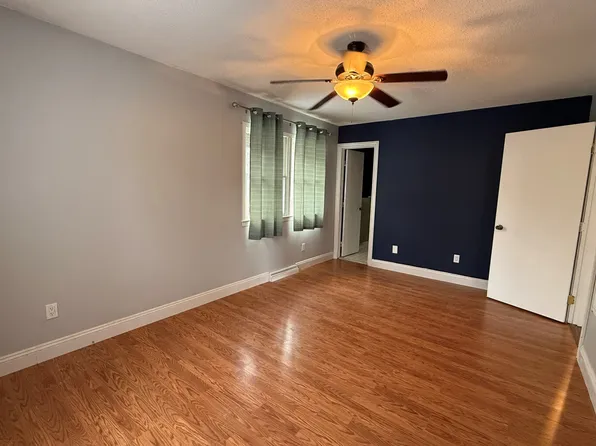 4934 W Bancroft St, Toledo, OH 43615