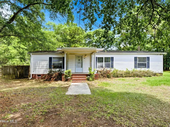 2918 Jeremy Street SW, Supply, NC 28462