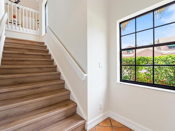 4th image of 1632 Cypress Pointe Drive #7-1