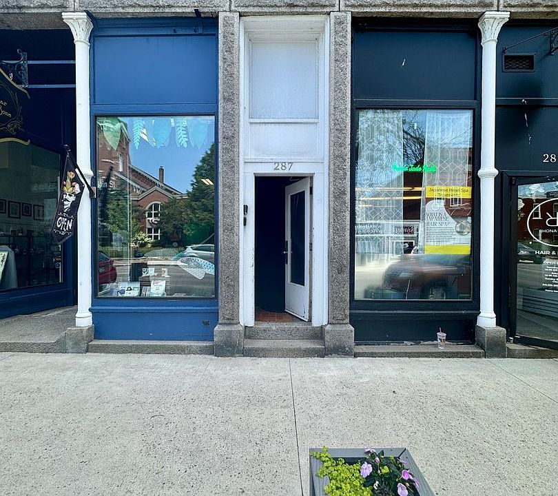Building Photo 3