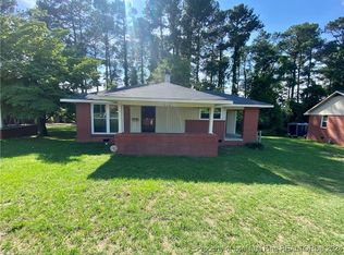 458 McRae Dr, Fayetteville, NC 28305