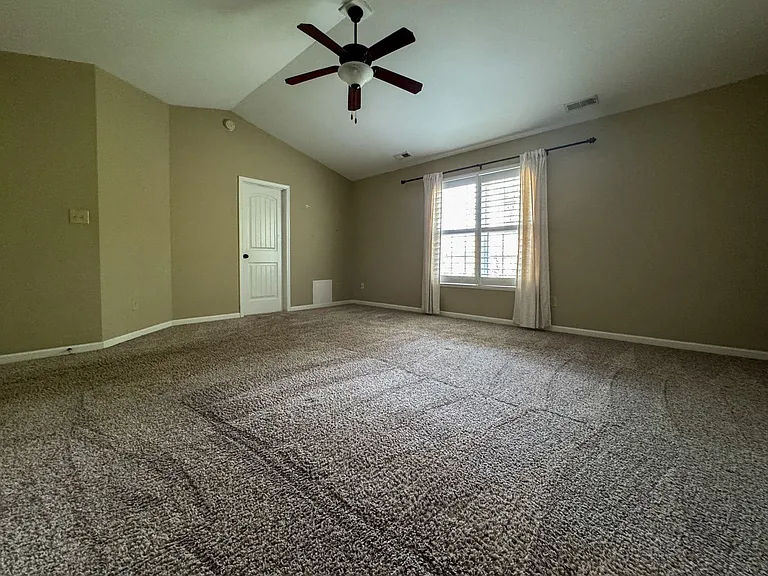 2900 Blackwater Ct — Photo 13