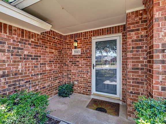 2nd image of 3513 Shadyhill Dr