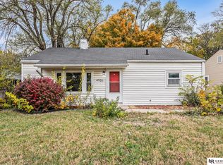 4926 J St, Lincoln, NE 68510