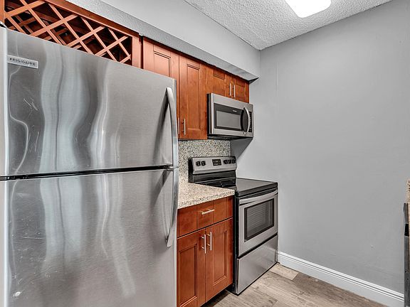 3rd image of 5740 Rock Island Rd APT 291