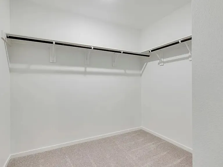 613 Holleman Dr — Photo 16