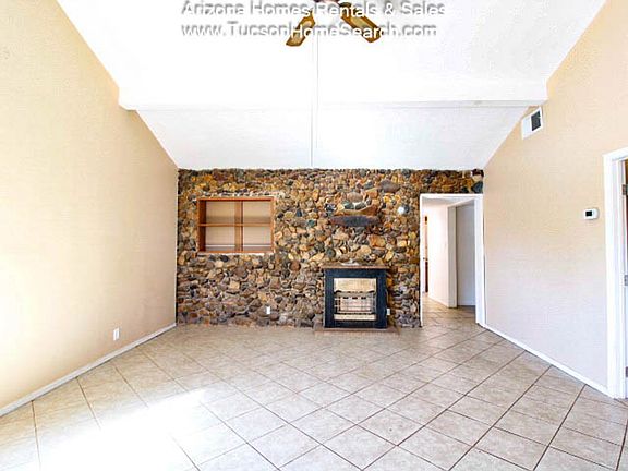 4th image of 801 E Halcyon Rd