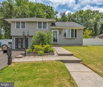 42 Ash Ave, West Deptford, NJ, 08096