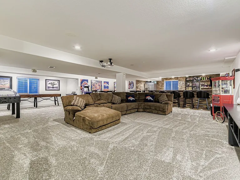 8356 Green Island Cir — Photo 23