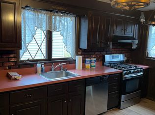 64 Grover St FLOOR 2, Everett, MA 02149