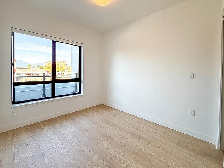 1680 E 12th Ave #204 — Photo 20