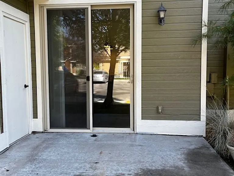 1530 W Ann Taylor St #U — Photo 22