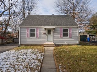 992 Berkshire Ave, Springfield, MA 01151
