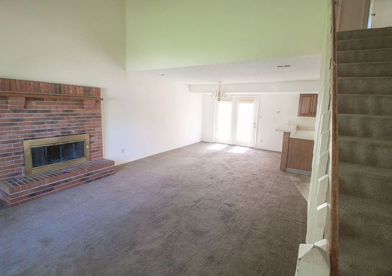Three bedroom, two and a half bath — Photo 2