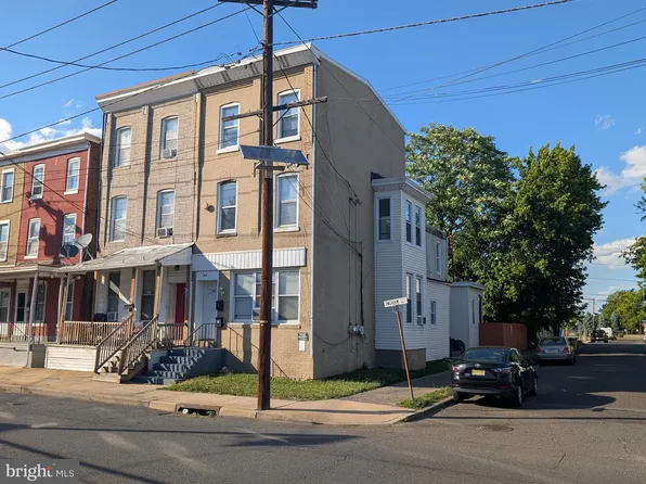 188 W Ingham Ave, Ewing, NJ 08638