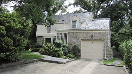 1st image of 6 Oxford Blvd