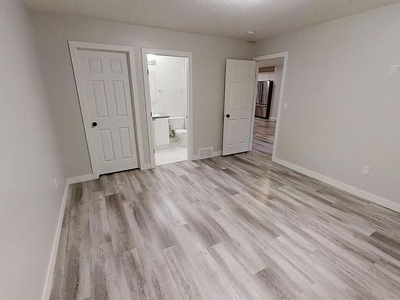 5th image of 9506 112th Ave #1
