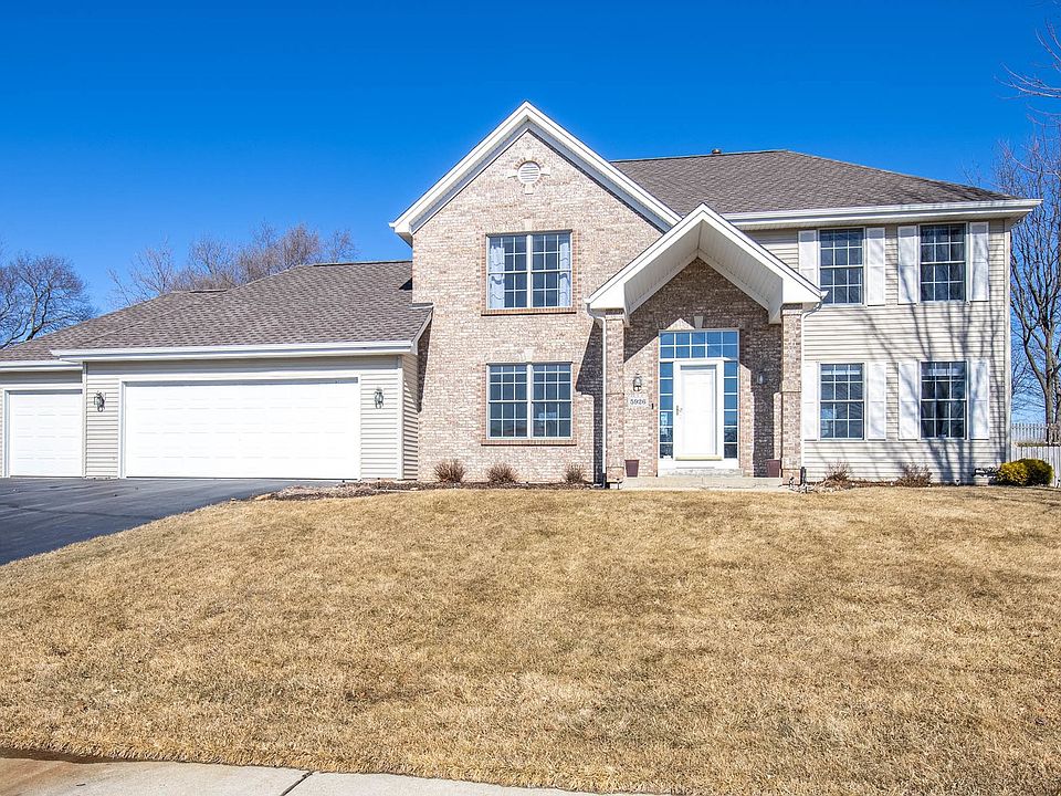 1st image of 5926 Sweet Grass Dr