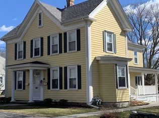 2812 Riverside Ave, Somerset, MA 02726