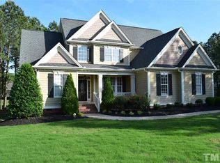 108 Crossdale Ct, Clayton, NC 27520