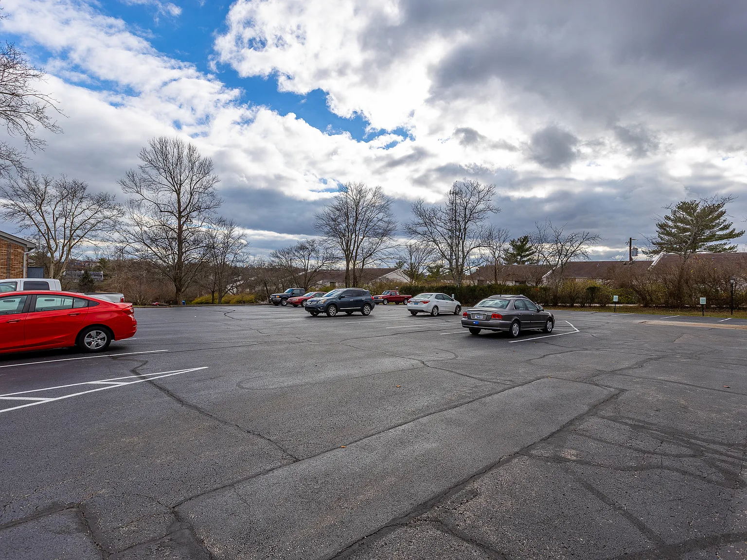 2 bed, 975 sqft, $1,800 — Photo 3