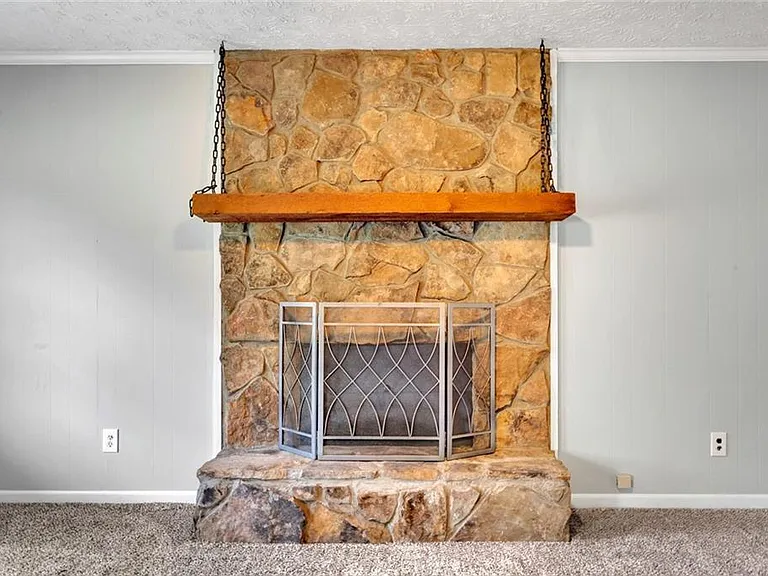 905 Rambling Rose Ct NW — Photo 4