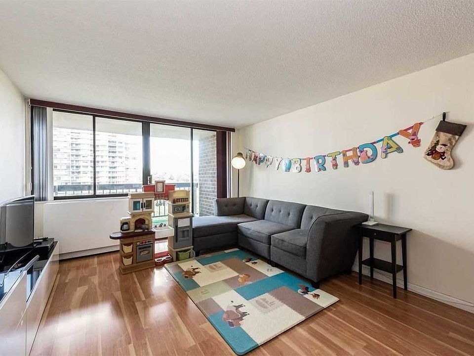 1st image of 2 Bay Club Dr #8T8T