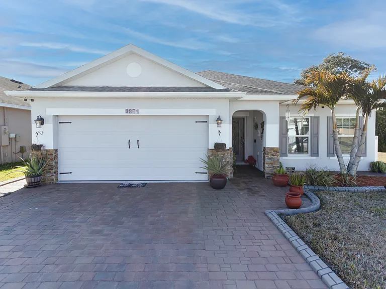 3371 Reedy Glen Dr — Photo 1